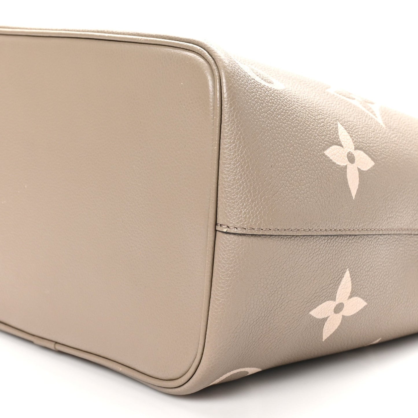 Empreinte Monogram Giant Neonoe MM Tourterelle Creme
