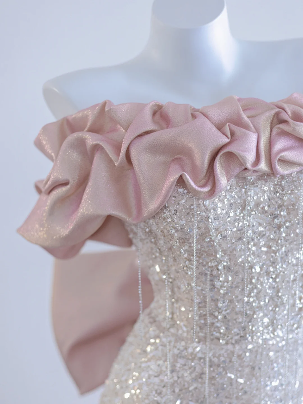 Light pink off-the-shoulder neckline with silver sequins, fitted waist, bodycon silhouette, sexy long ball gown R8276