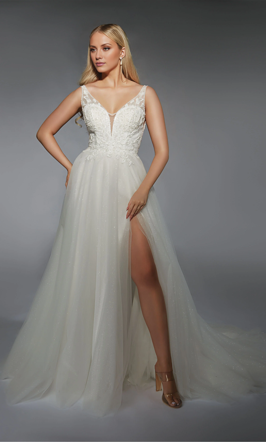 Lace chiffon deep V-neck backless lace decal wedding dress