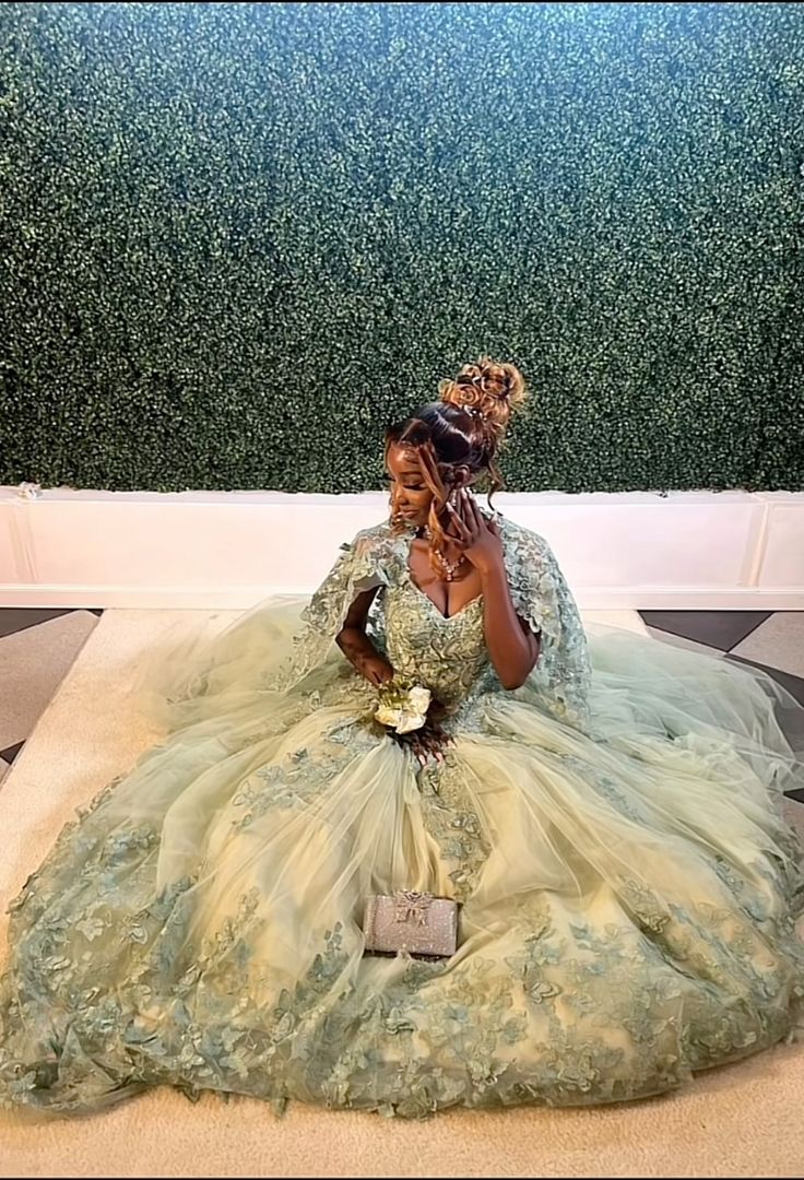 Green Quinceanera Dresses For Sweet 16 Girls Appliques Princess Ball Gowns Tull 15 Vestidos