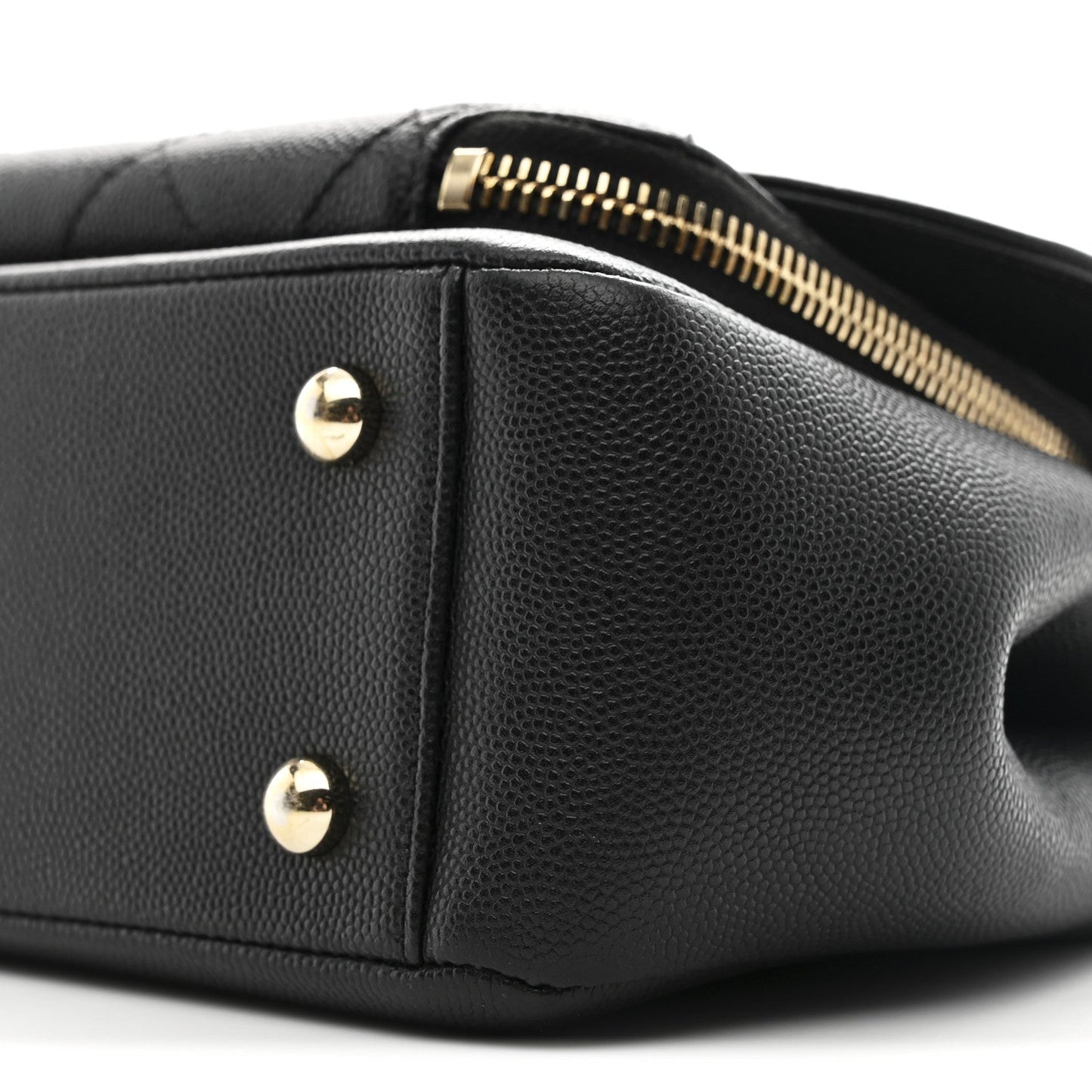 Caviar Quilted Medium Business Affinity Flap Black