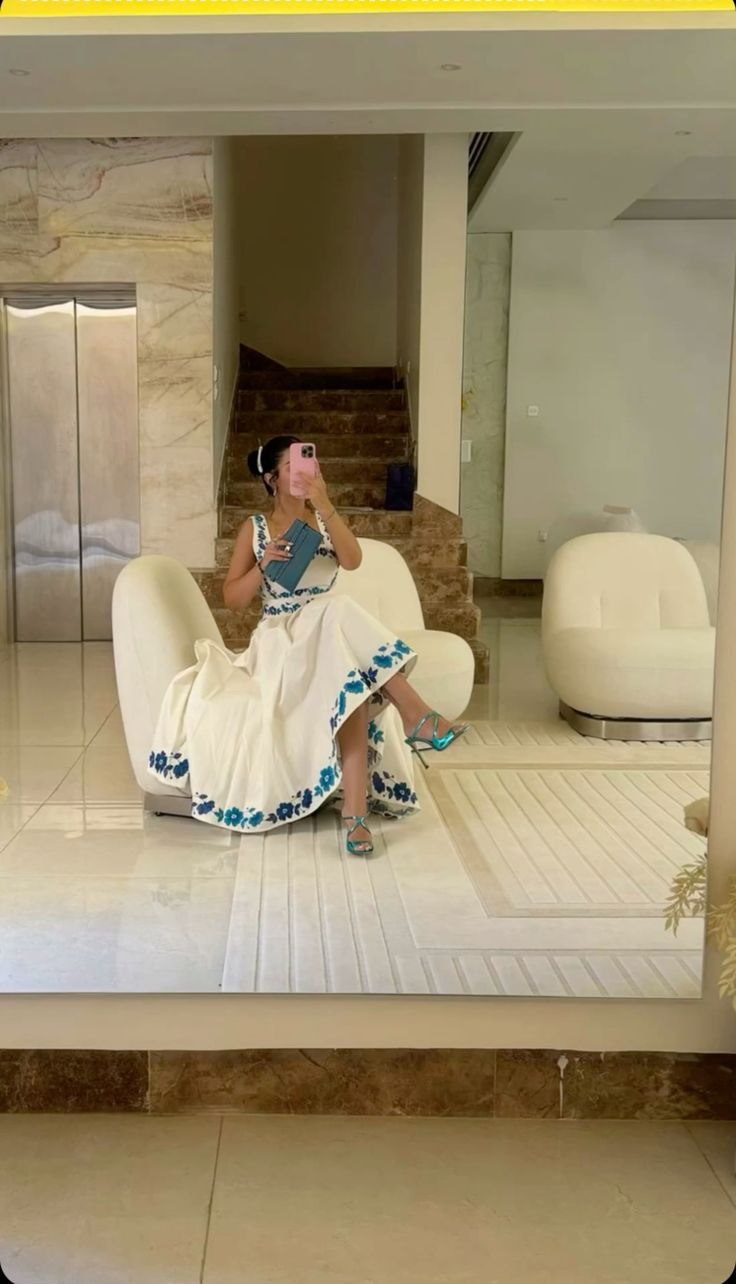 Elegant White A-Line Square Neck Printed Long Formal Party Dress MD7465