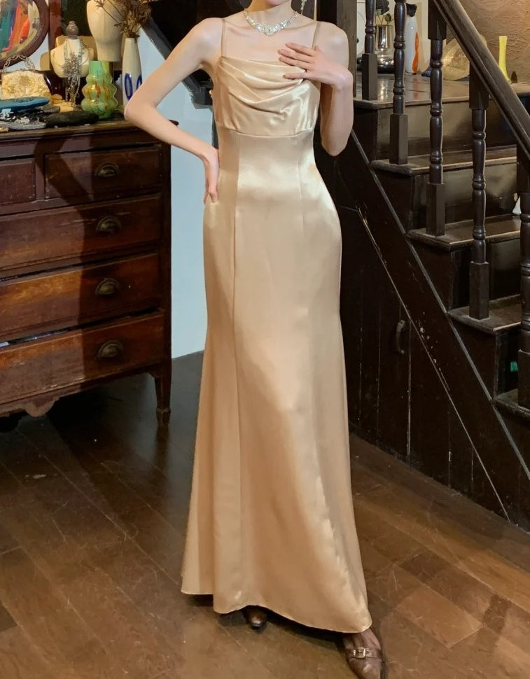 Chic Prom Dress A Line Spaghetti Straps Pleated Gala Gown Evening Dress Graduation Dress D5198