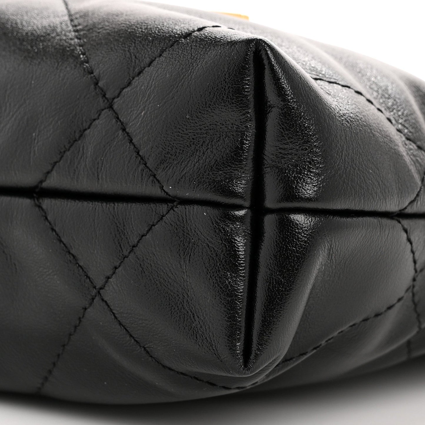 Shiny Calfskin Quilted Mini Chanel 22 Black
