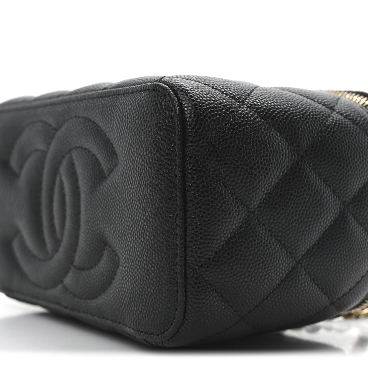 Caviar Quilted Small Vanity Case With Chain Black
