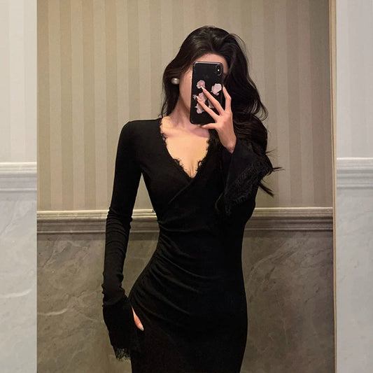 Lace black long sleeve dress for women V-neck party dress S5702