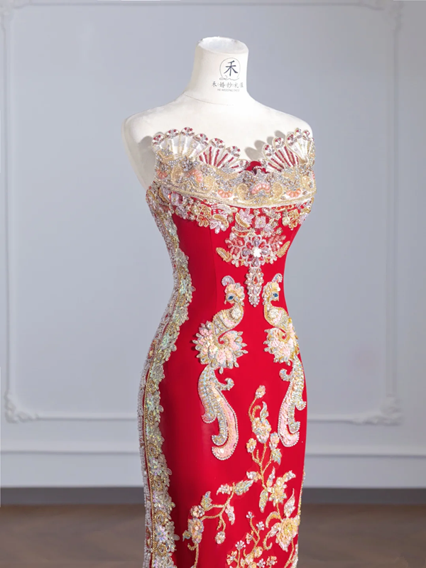 Red, heavy-duty strapless, fitted waist, vintage embroidered long ball gown/bridal dress R8254
