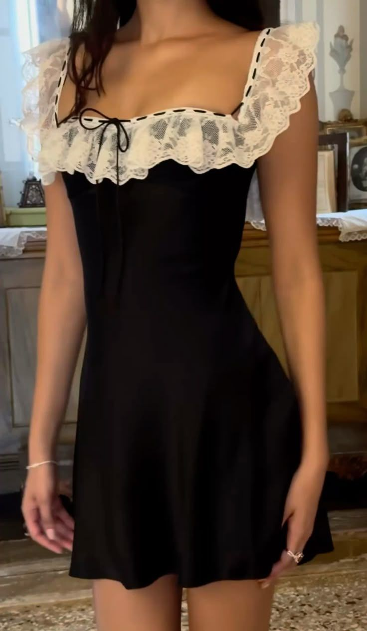 Pretty Black Satin Lace Short Homecoming Dress Formal 21st Birthday Outfits SP139