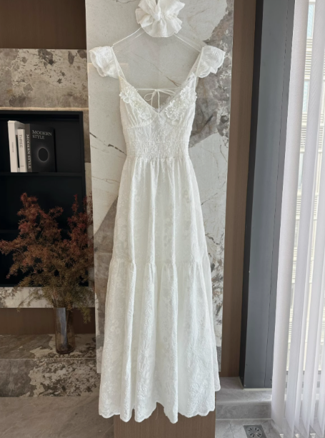 2025 Spring and Summer New Slimming Skirt Cotton Rope Embroidery Flower Lace Holiday Dress R0271