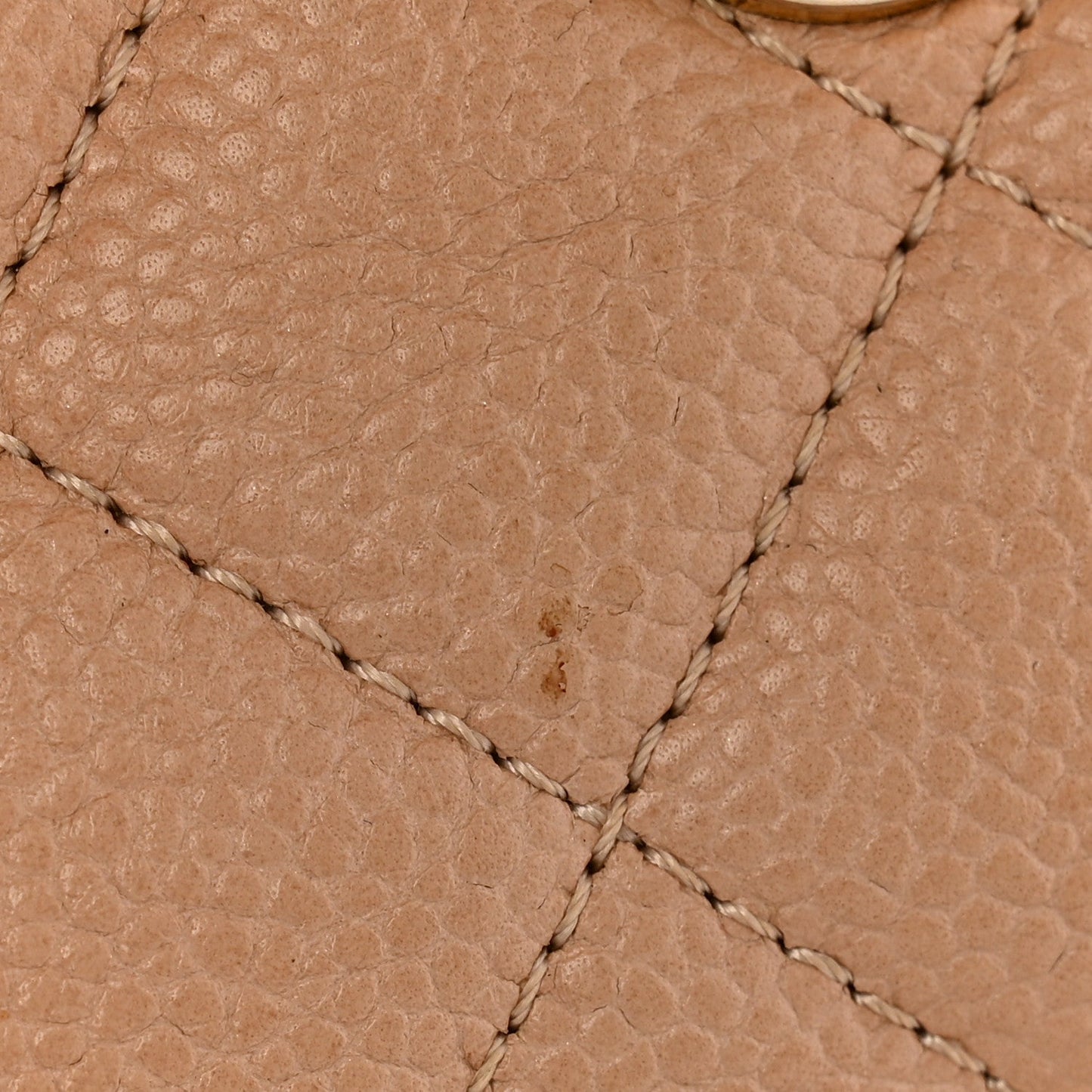 Caviar Quilted Small CC Filigree Flap Beige Black