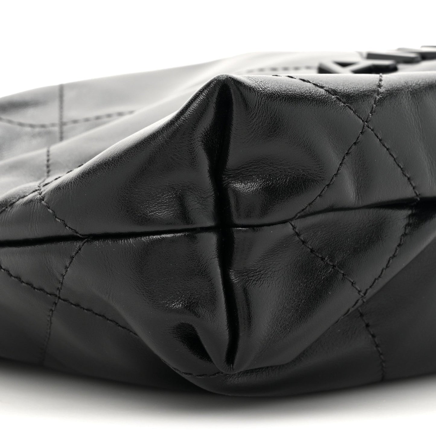 Shiny Calfskin Quilted Mini Chanel 22 So Black