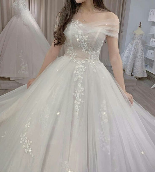 A Line Off Shoulder Long Wedding Dresses A Line Tulle Bridal Gown        S6366