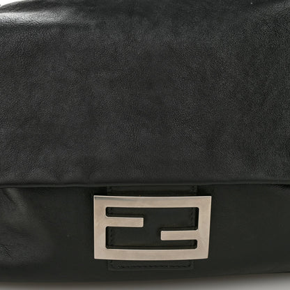 Vitello Grace Large Chain Baguette Black