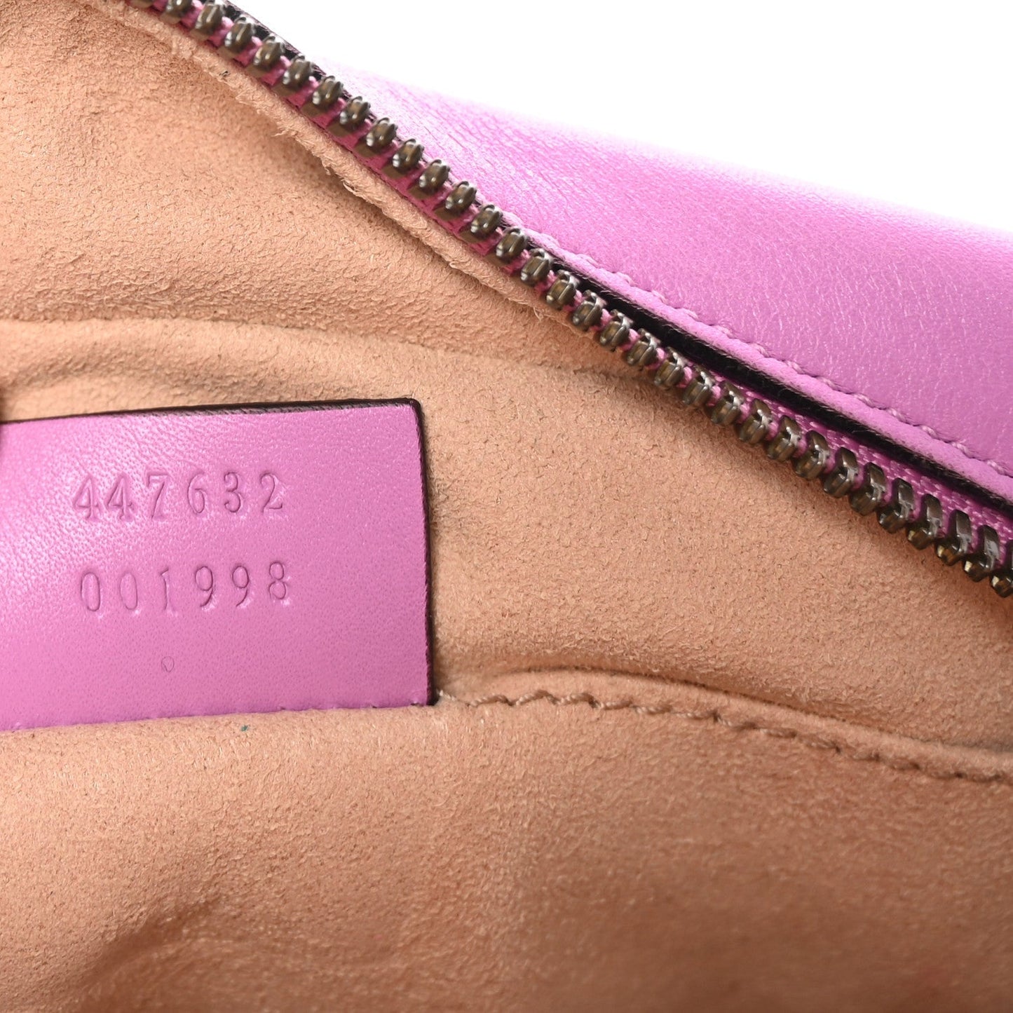 Calfskin Matelasse Small GG Marmont Chain Shoulder Bag Candy Mousse