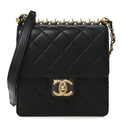 Lambskin Quilted Chic Pearls Flap Black