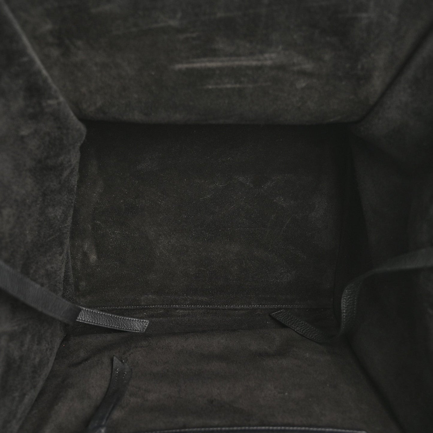 Grained Calfskin Medium Phantom Luggage Black