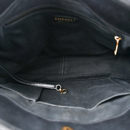 Caviar Quilted Timeless CC Soft Tote Black