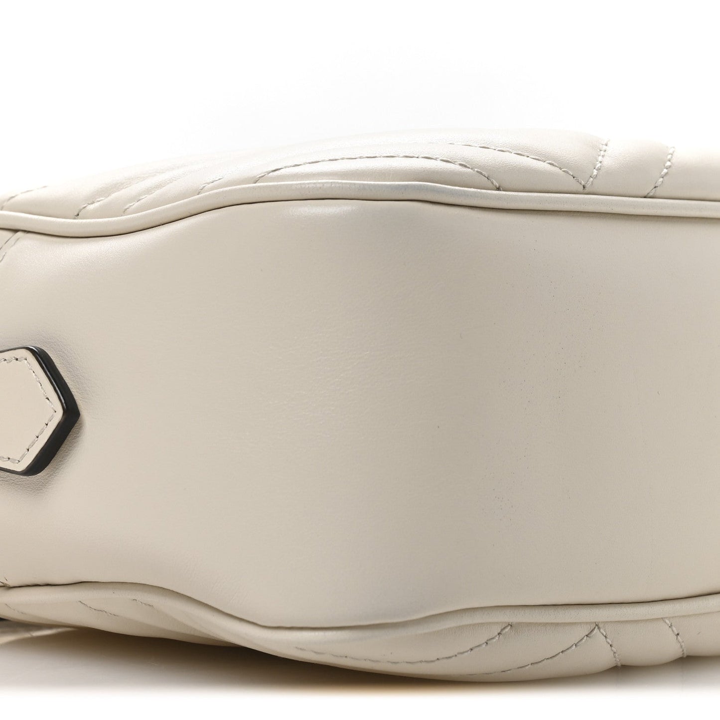 Calfskin Matelasse Small GG Marmont Chain Shoulder Bag White