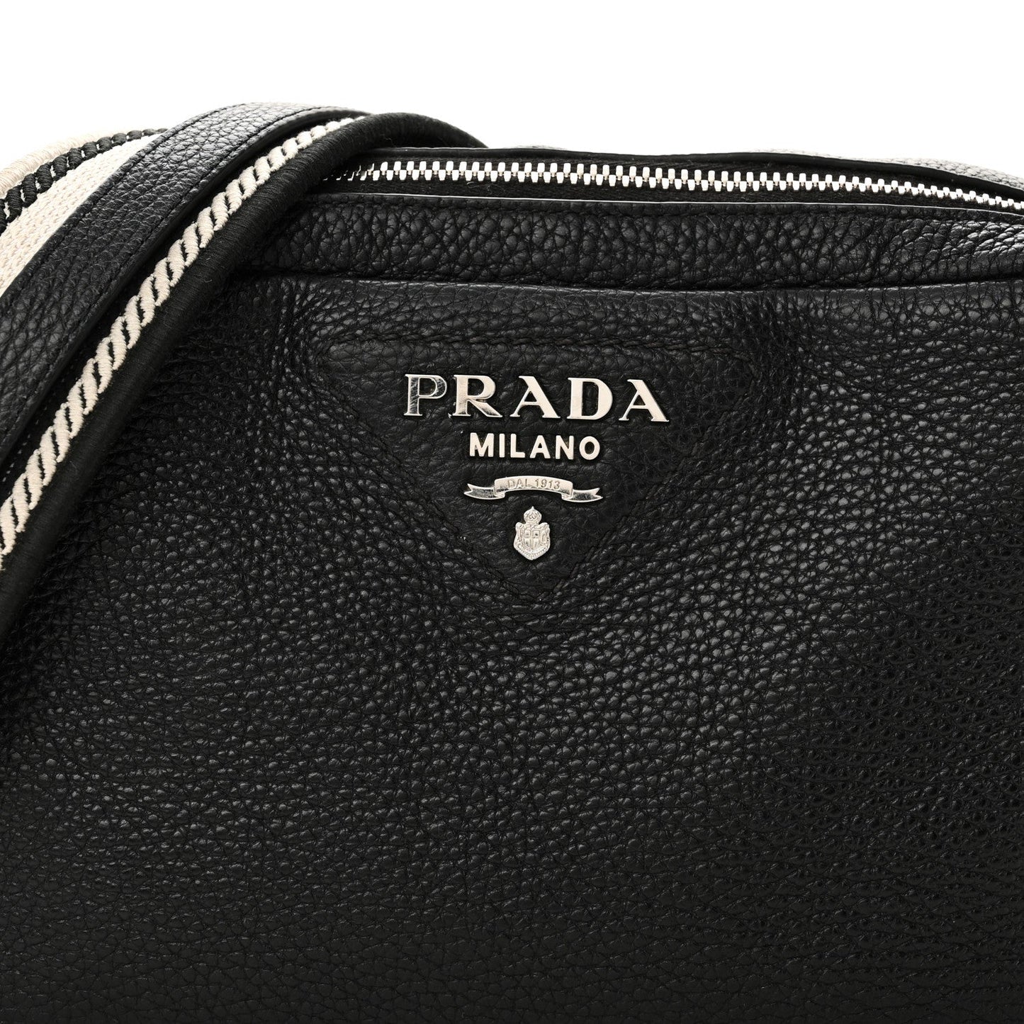Vitello Daino Soft Camera Crossbody Black