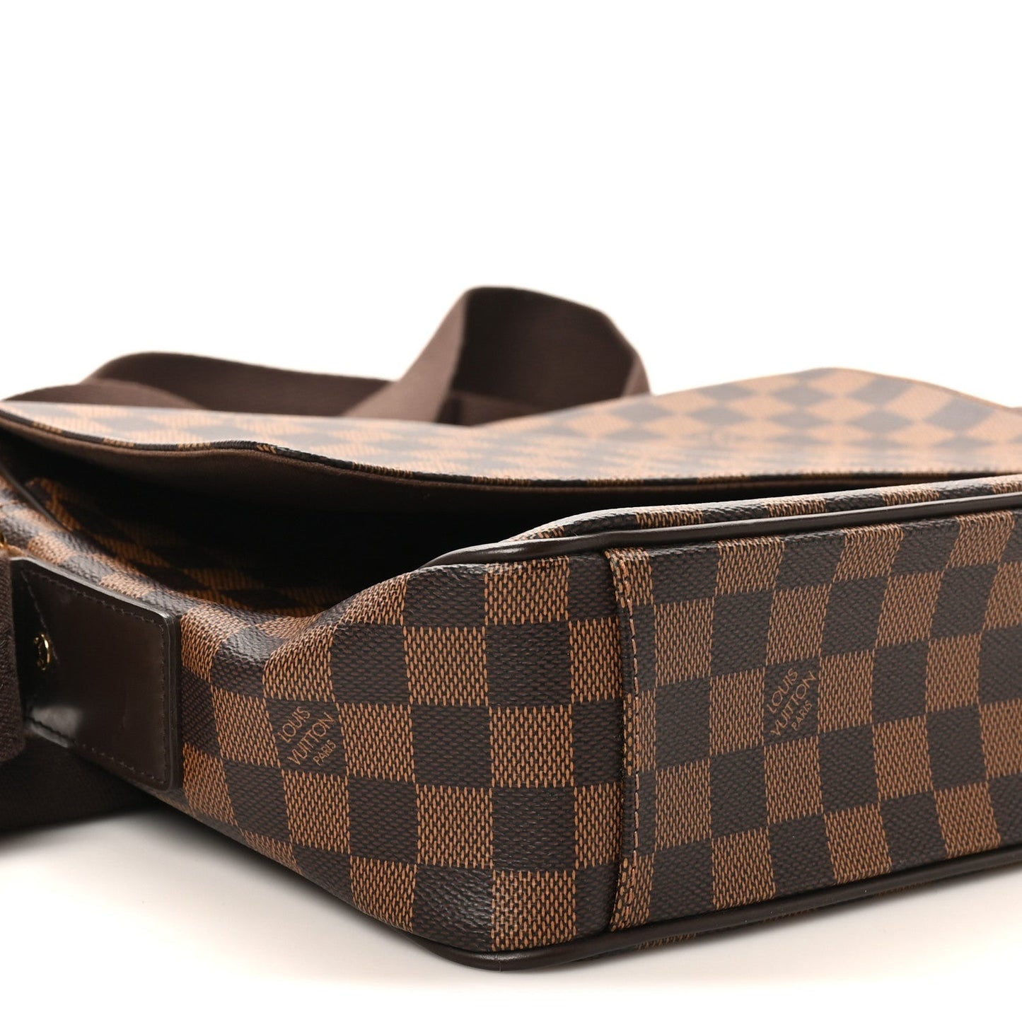 Damier Ebene Shelton MM
