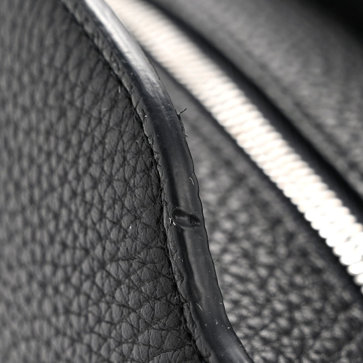Grained Calfskin Sesia Crossbody Black