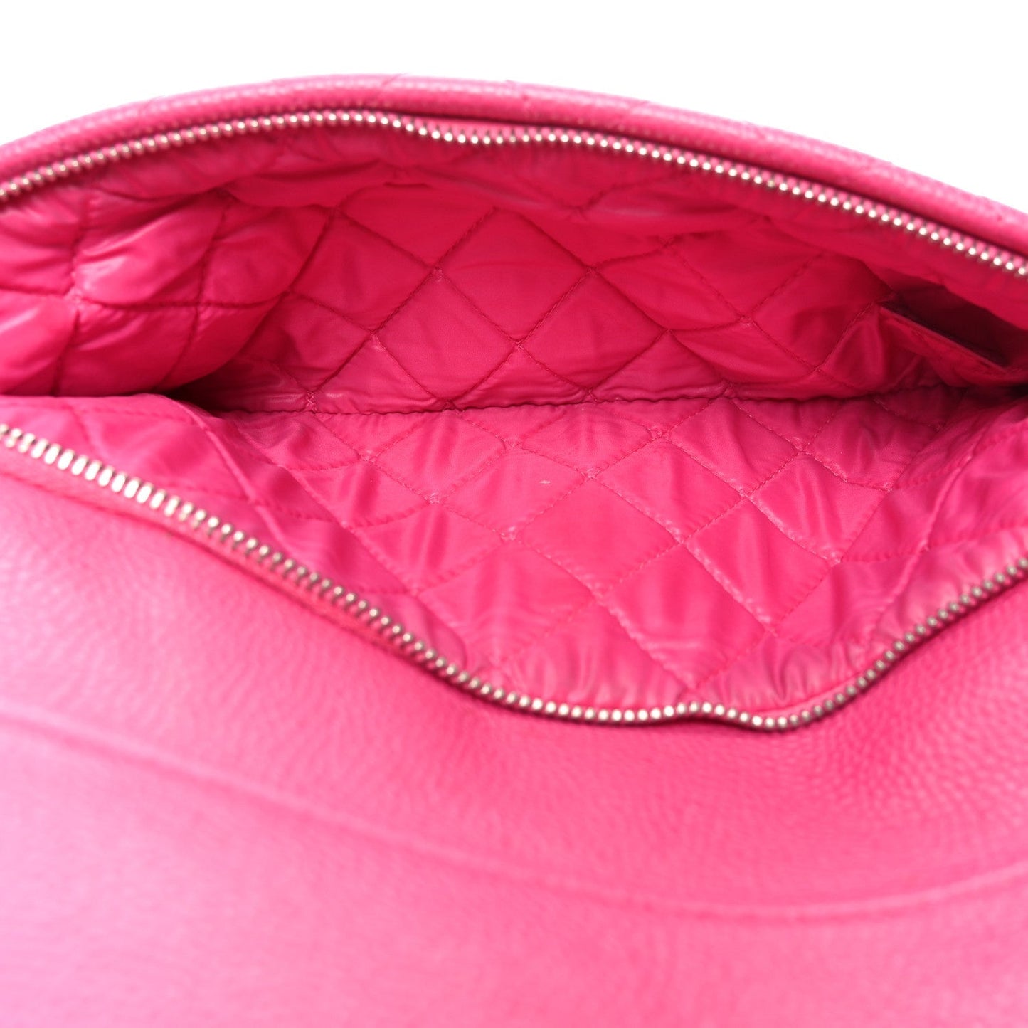 Caviar Quilted CC Beauty Clutch Pink