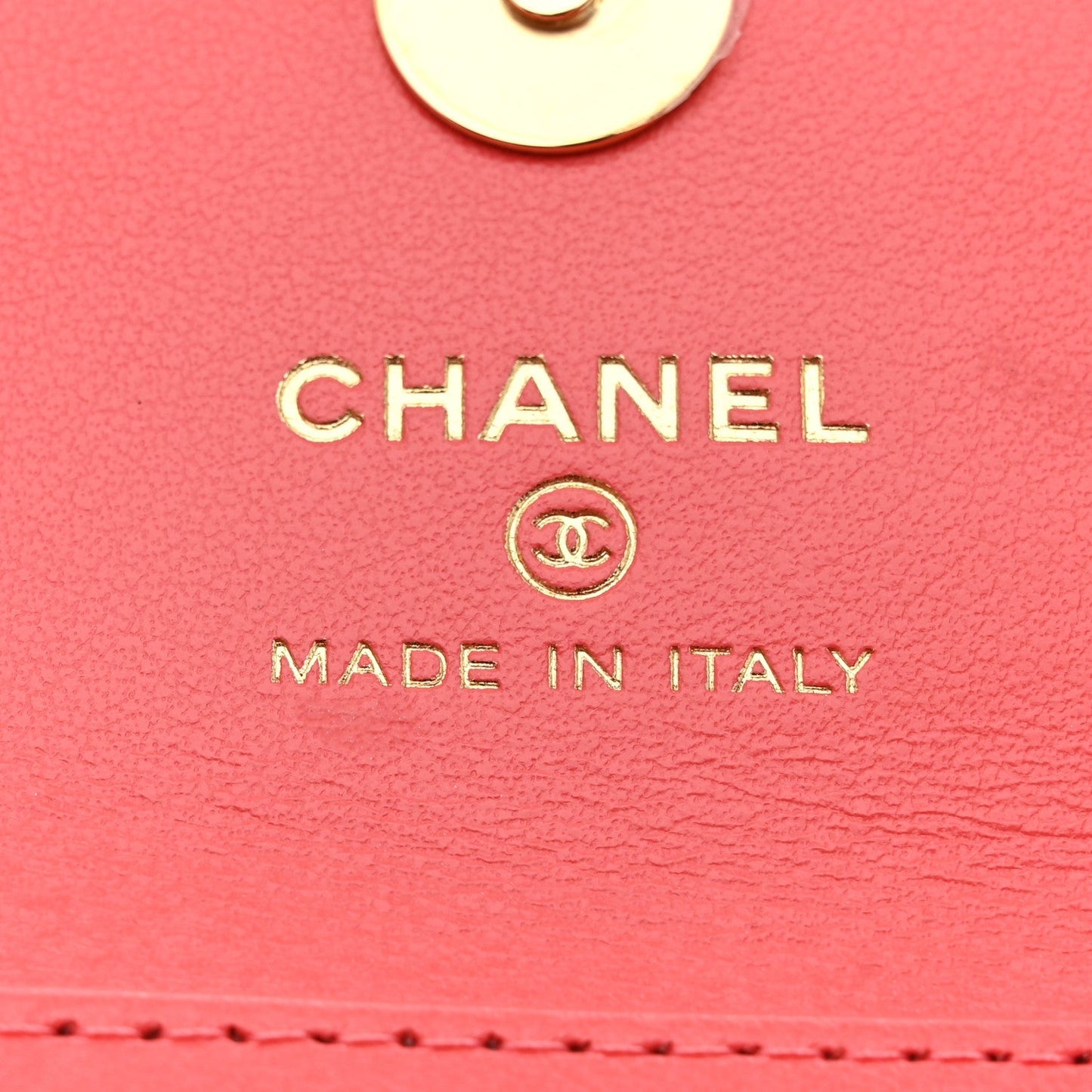 Shiny Lambskin Quilted Card Holder On Chain Pink