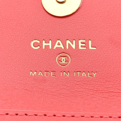Shiny Lambskin Quilted Card Holder On Chain Pink