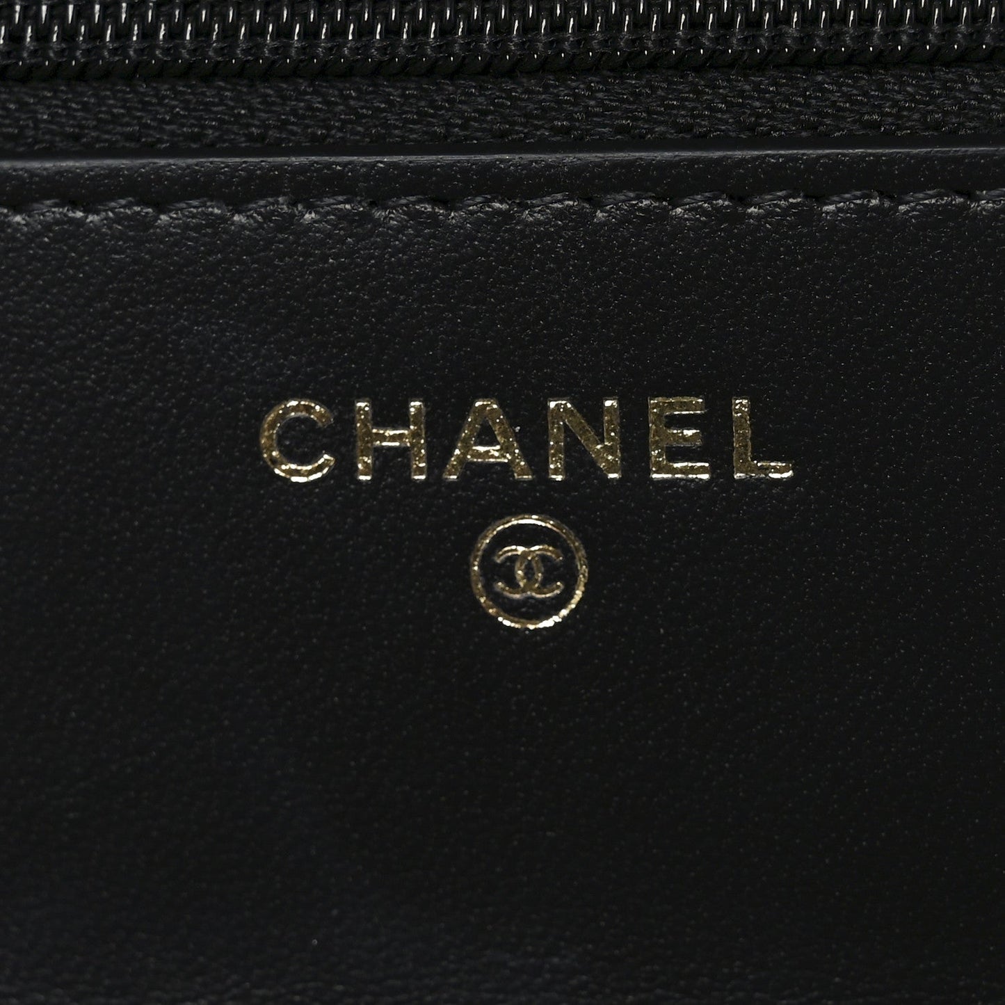 Lambskin Quilted Crystal Handle Wallet On Chain WOC Black