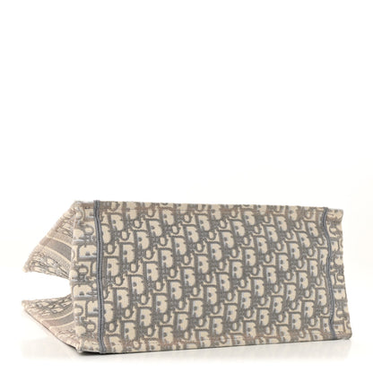 Oblique Medium Book Tote Grey