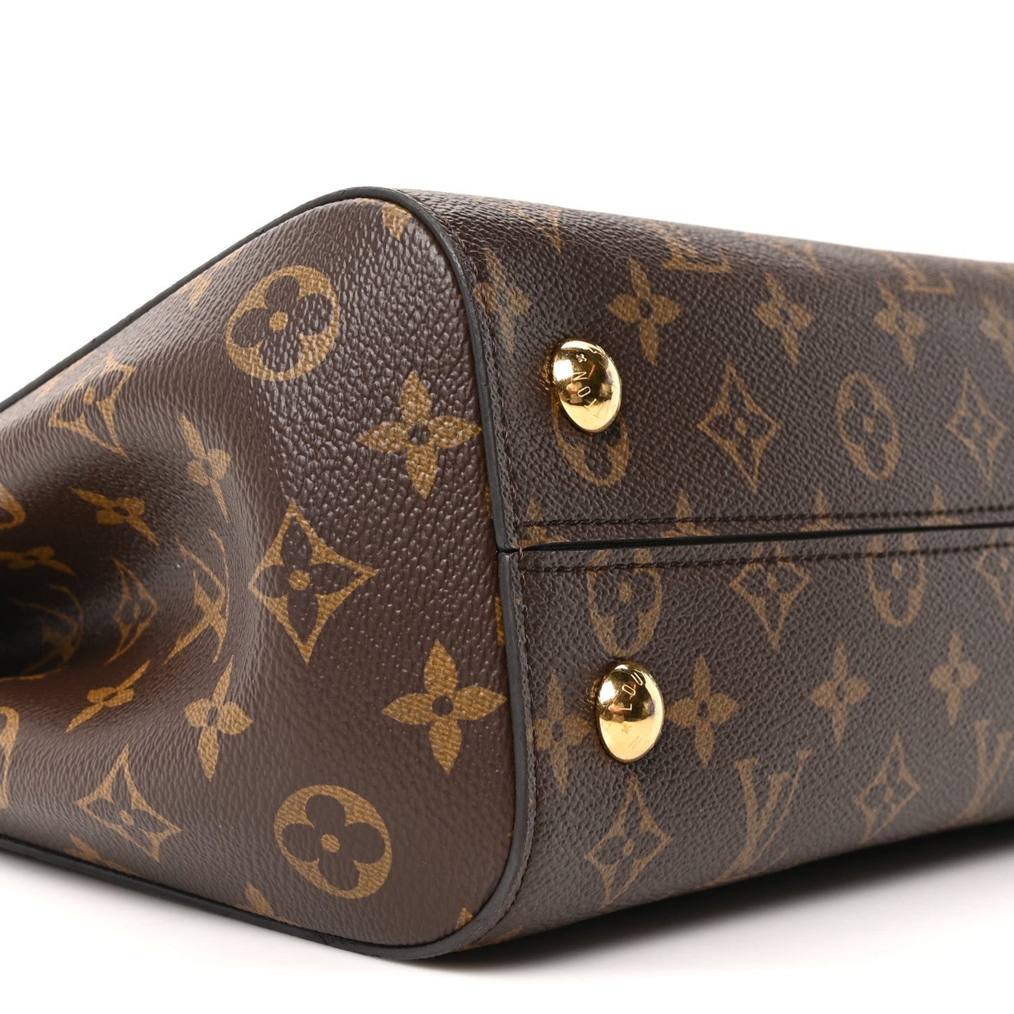 Monogram Cluny MM Papyrus Creme