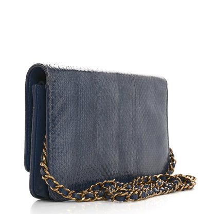 Snakeskin Wallet On Chain WOC Blue