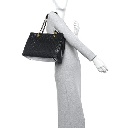 Caviar Quilted Grand Shopping Tote GST Black
