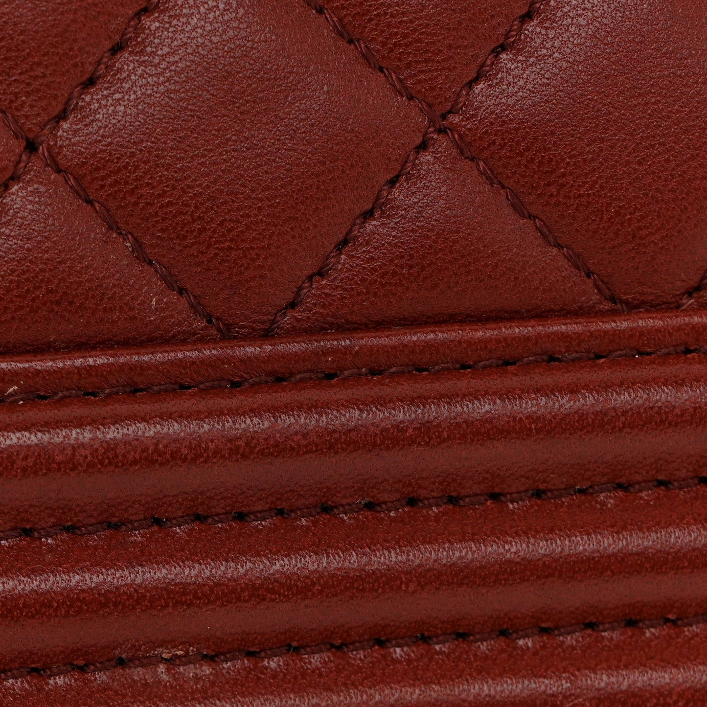 Lambskin Quilted Medium Boy Flap Burgundy