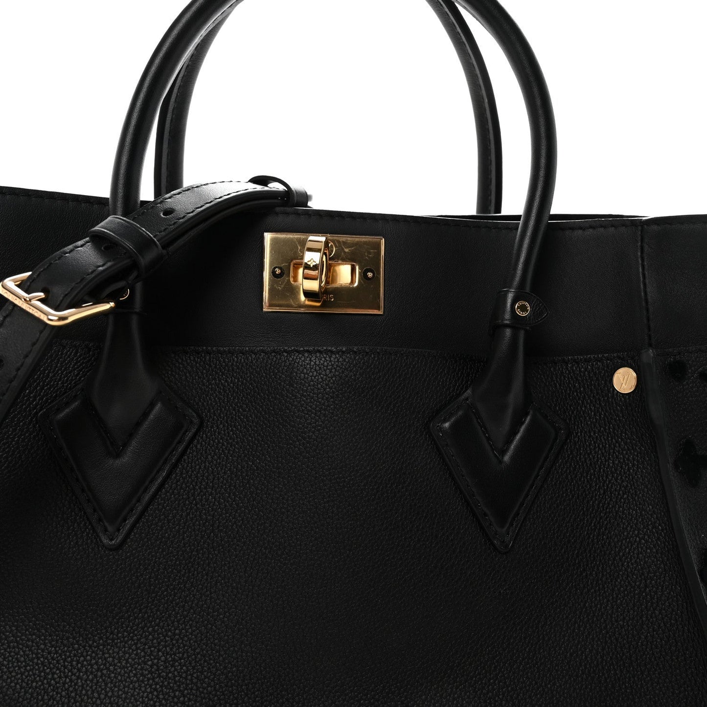 Calfskin Monogram Tufting On My Side Black