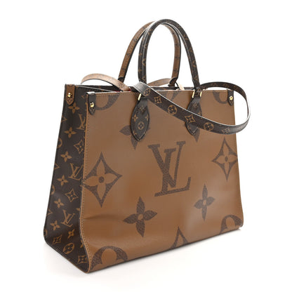 Reverse Monogram Giant Onthego MM