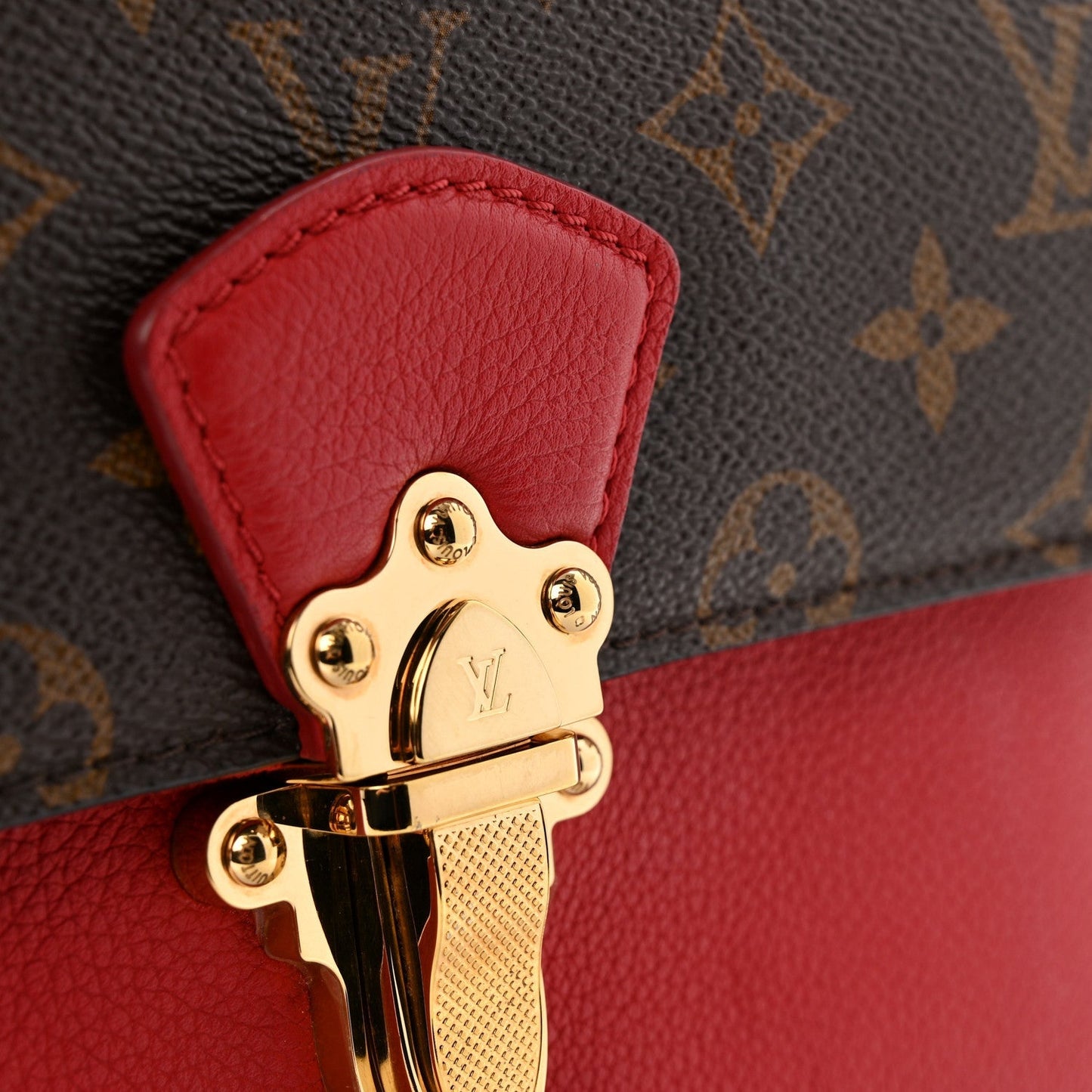 Monogram Victoire  Cherry