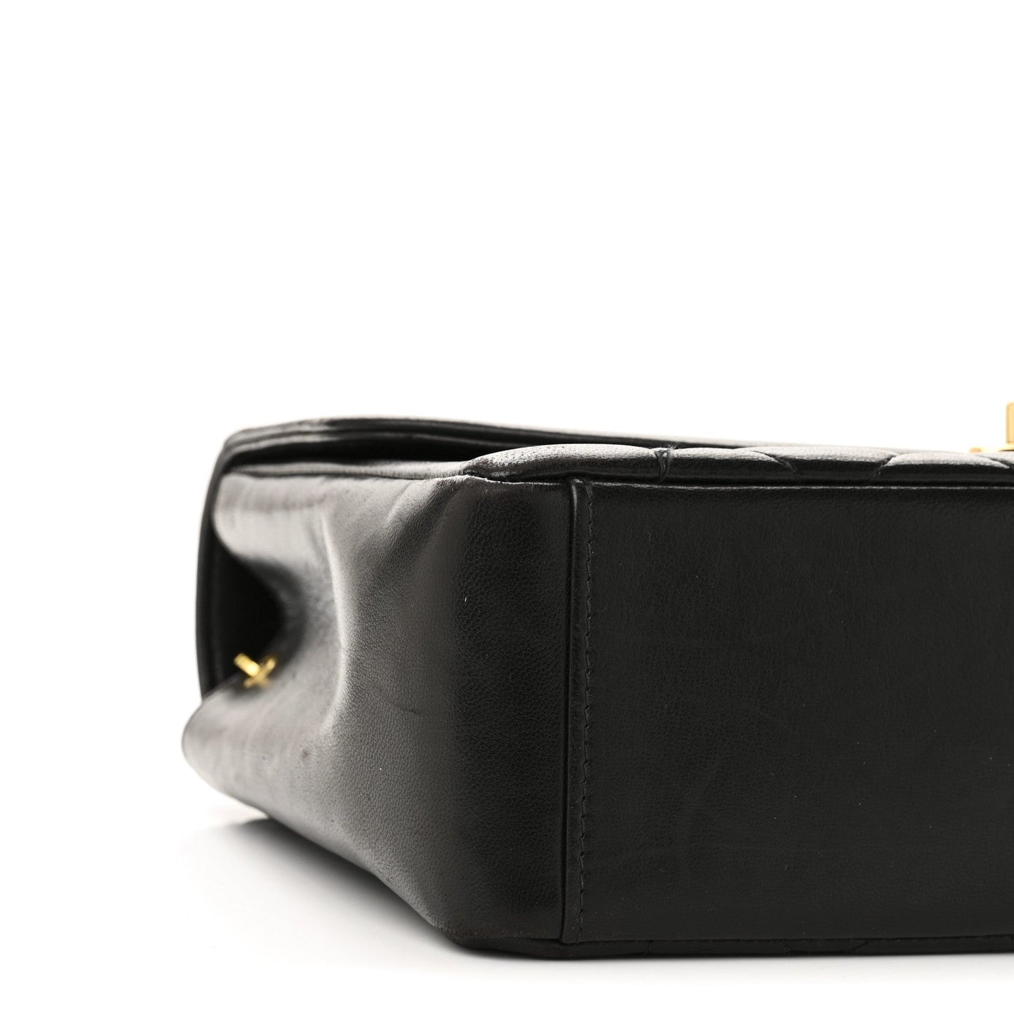 Lambskin Quilted Medium Single Flap Black