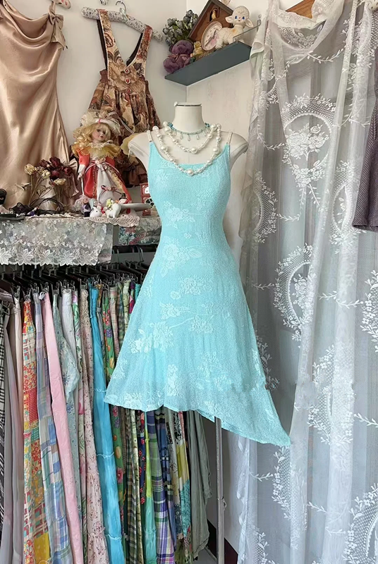 Light blue halter-neck short ball gown R7496