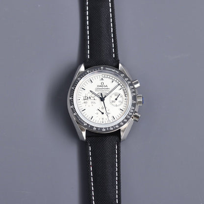 SPEEDMASTER 42MM SNOOPY WHITE DIAL