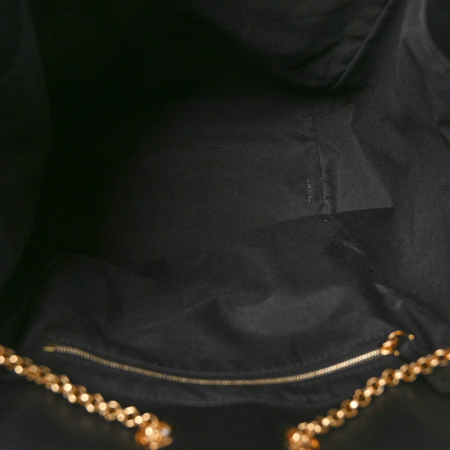 Vitello Grace King Karligraphy Chain Bucket Bag Black Bisquit