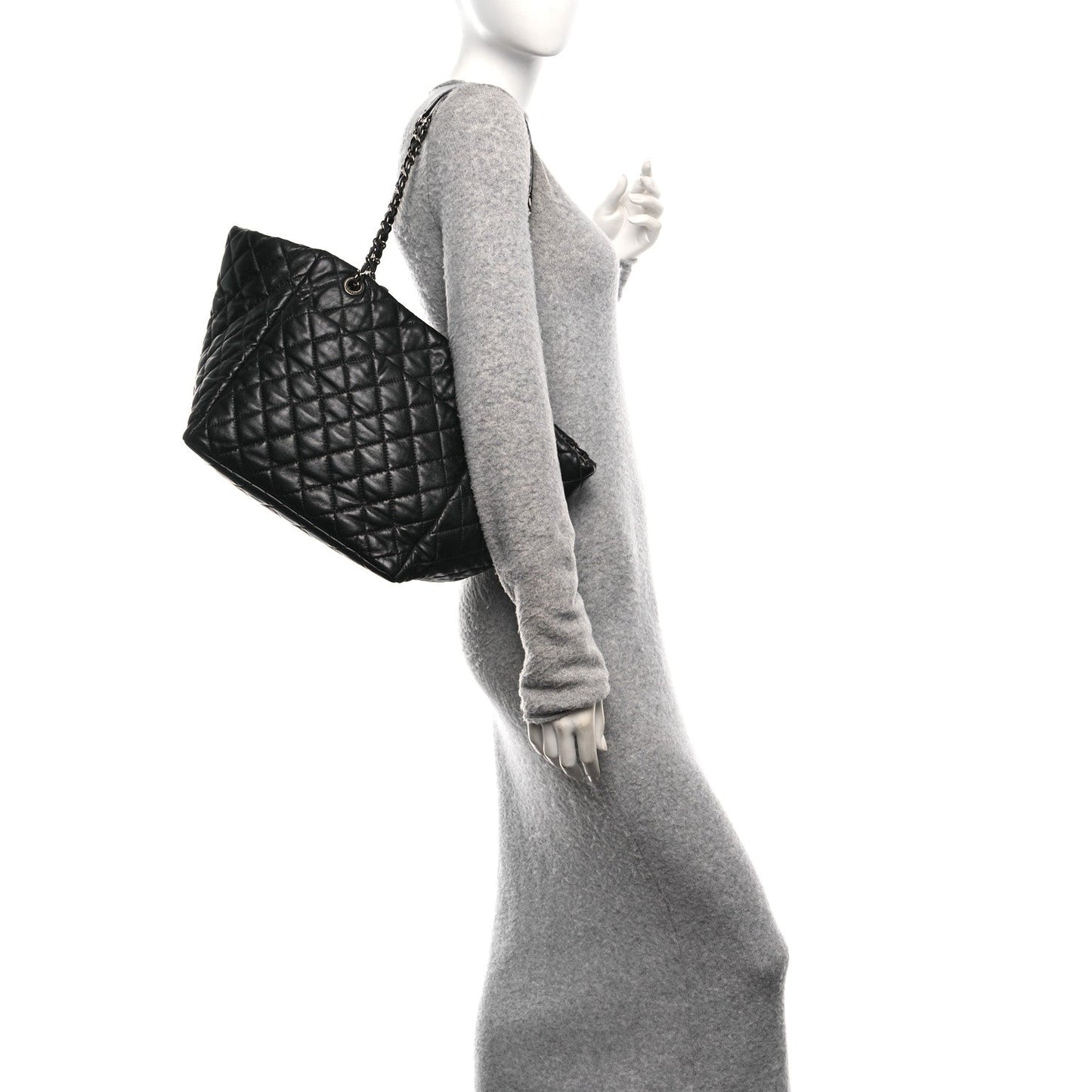Lambskin Quilted Week End on Mars Tote Black
