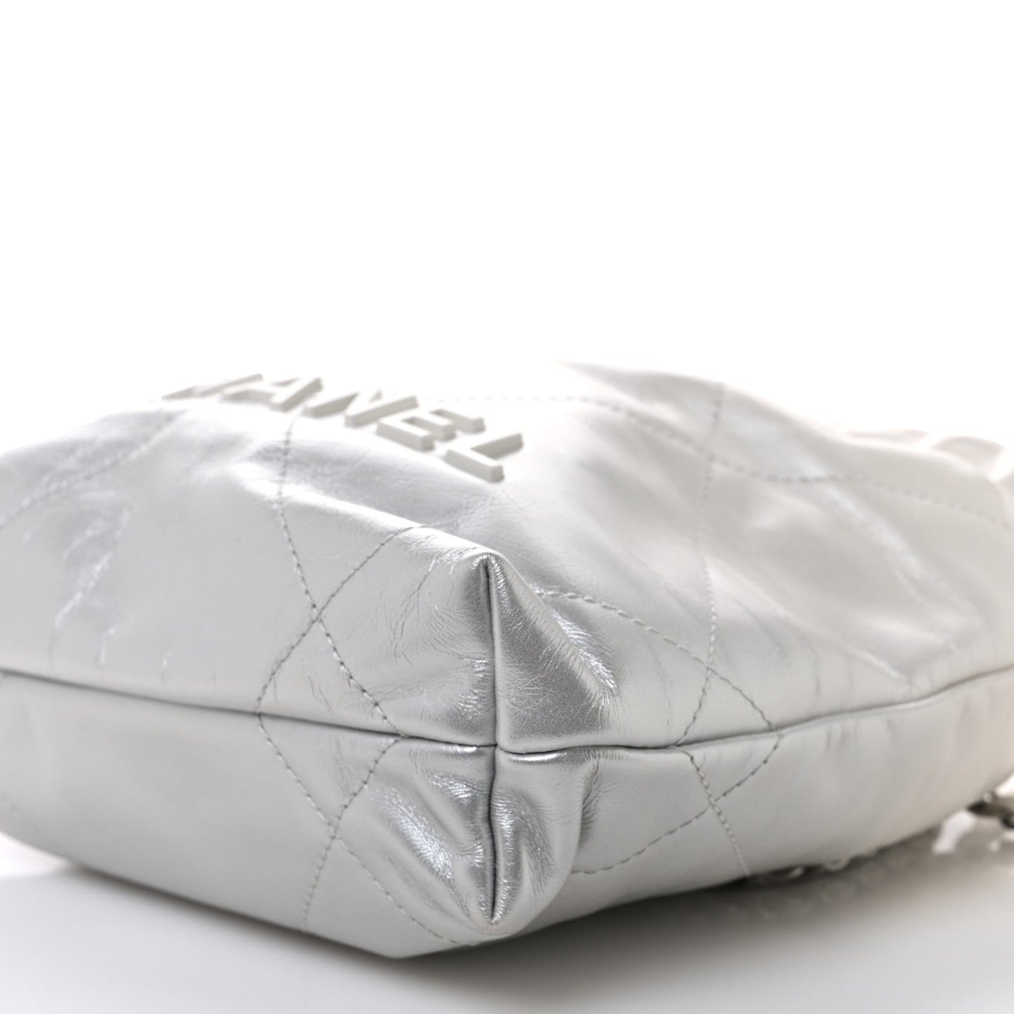 Metallic Shaded Calfskin Quilted Mini Chanel 22 White Silver