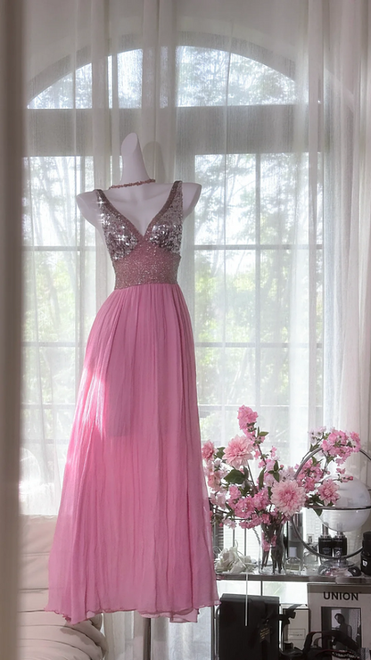 Light pink halter-neck fitted long ball gown R7655