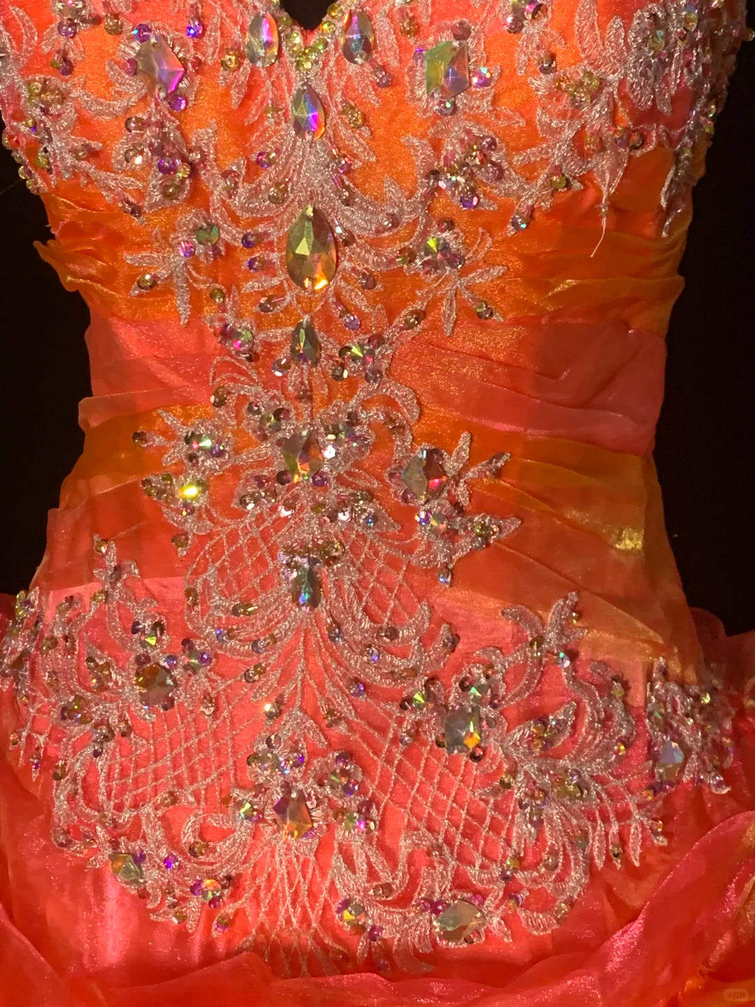 Orange halter-neck fitted long elegant ball gown R8685