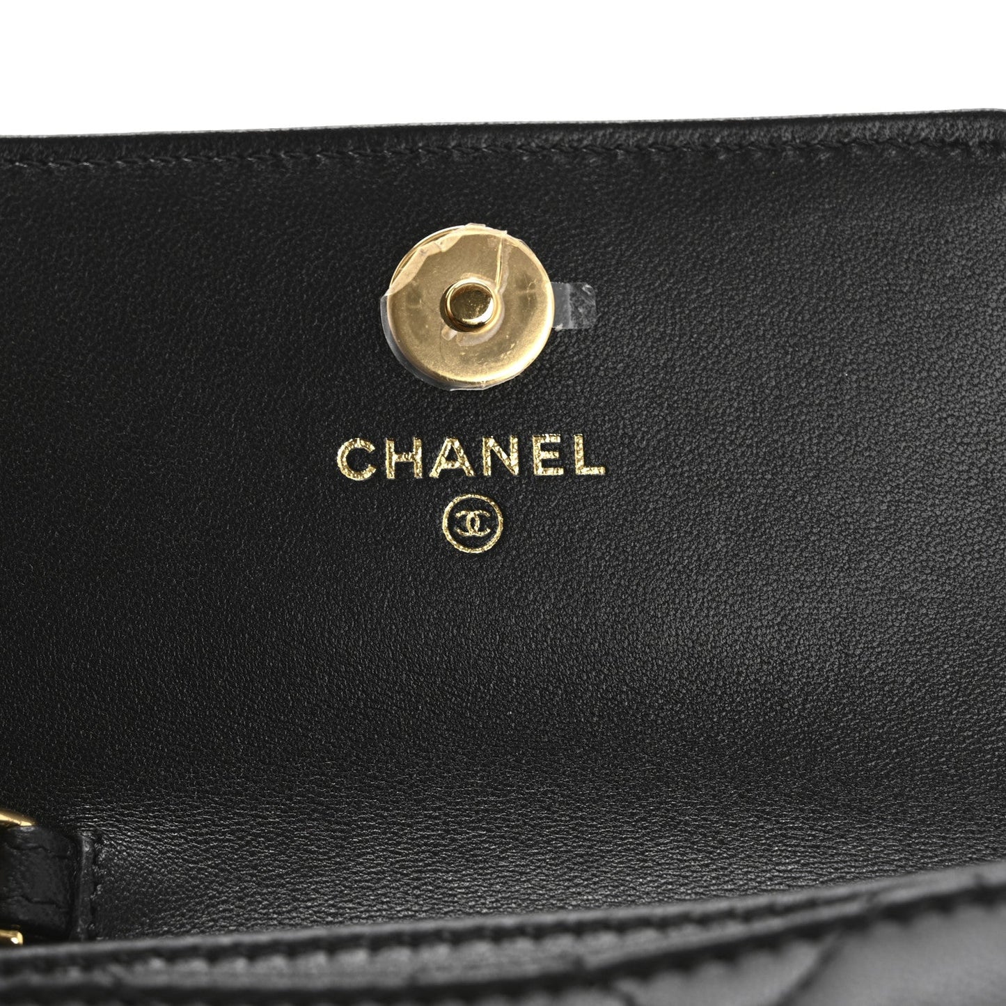 Lambskin Quilted Flap Card Holder With Cuff Black
