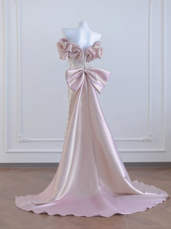 Light pink off-the-shoulder neckline with silver sequins, fitted waist, bodycon silhouette, sexy long ball gown R8276