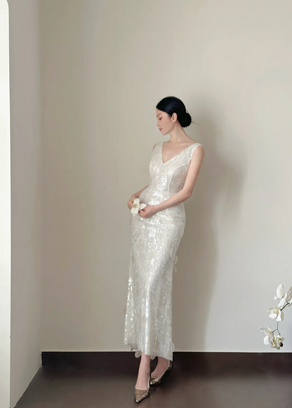 White V-neck sequin waist-cinched slim-fit bodycon long prom dress R7952