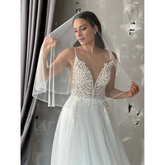 - Single layer fashionable/simple wedding veil church veil with beaded chiffon