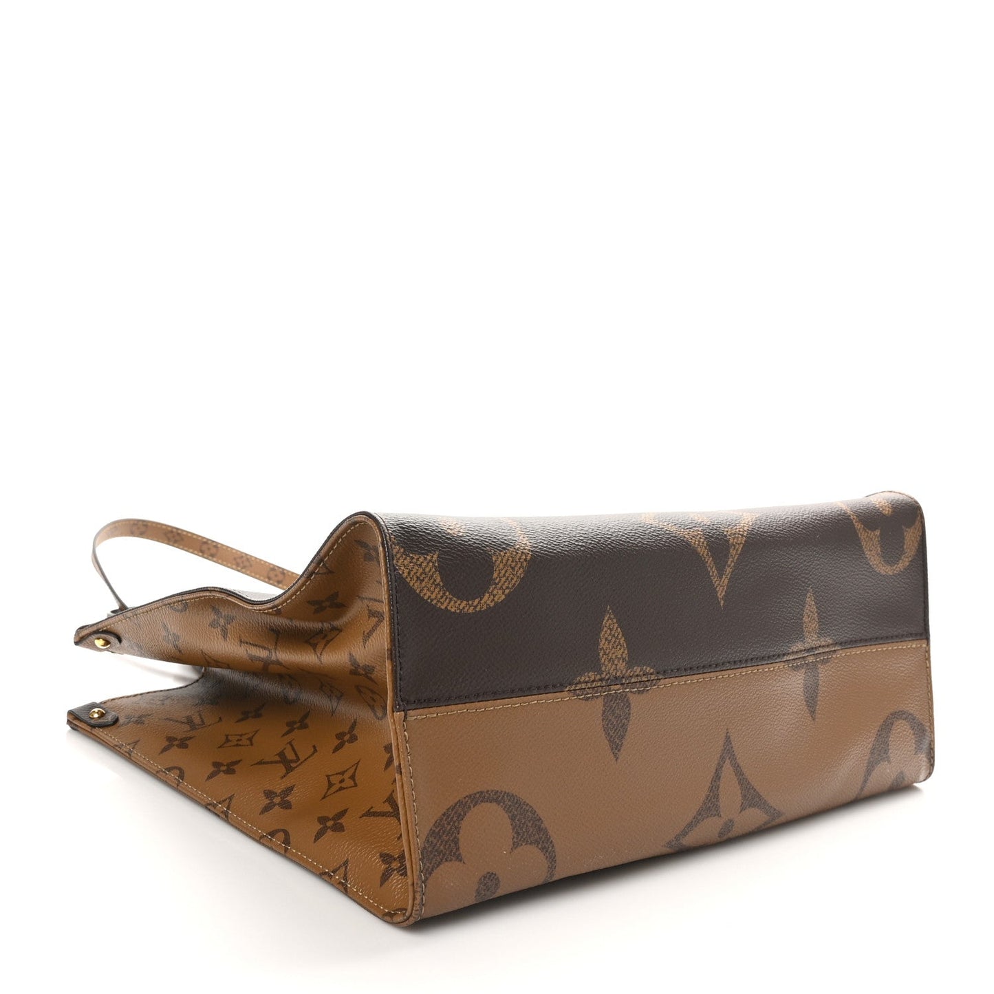 Reverse Monogram Giant Onthego MM